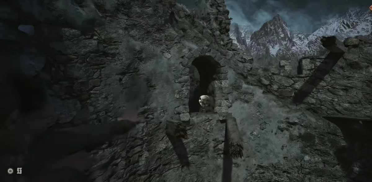 Climbing toward the Stoneward Post at night